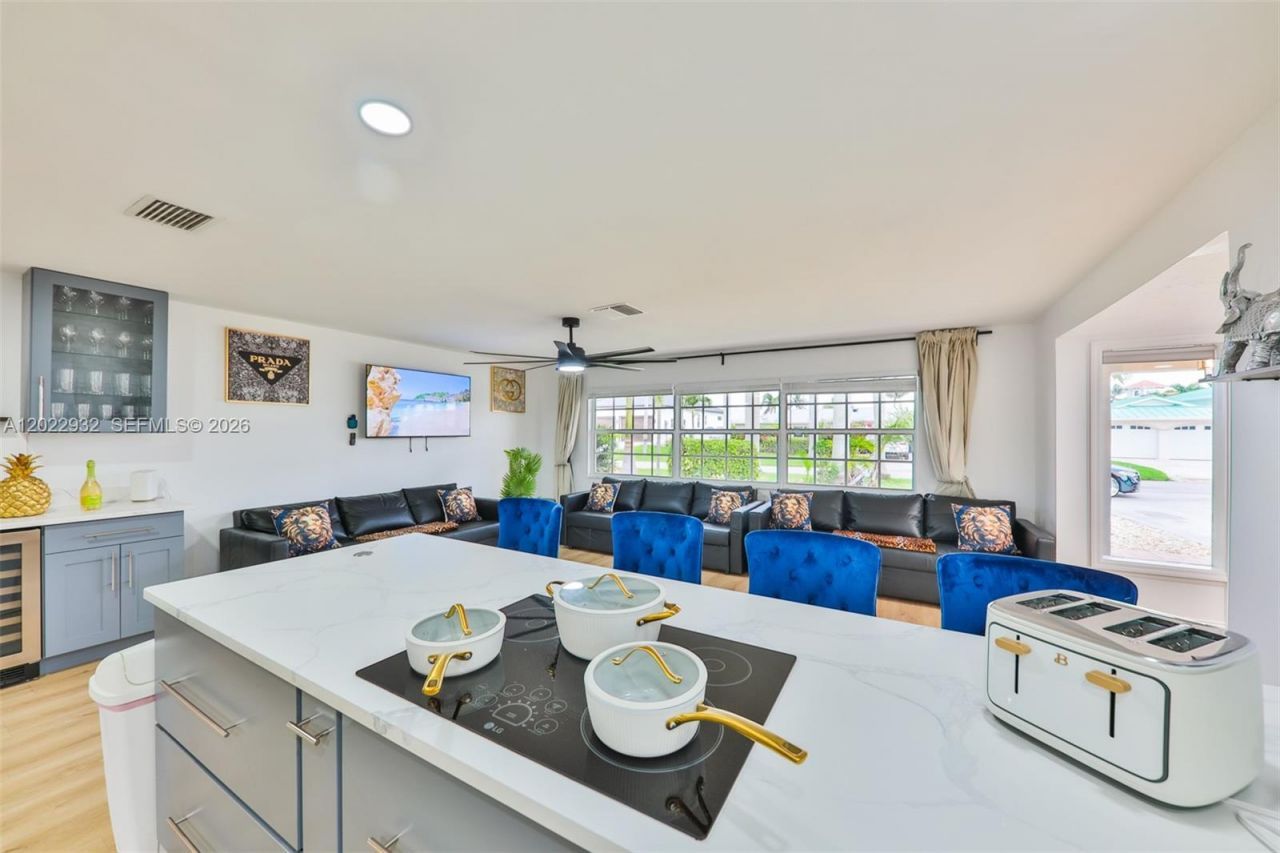 450 Bayshore Dr, Cape Coral, FL 33904 Photo