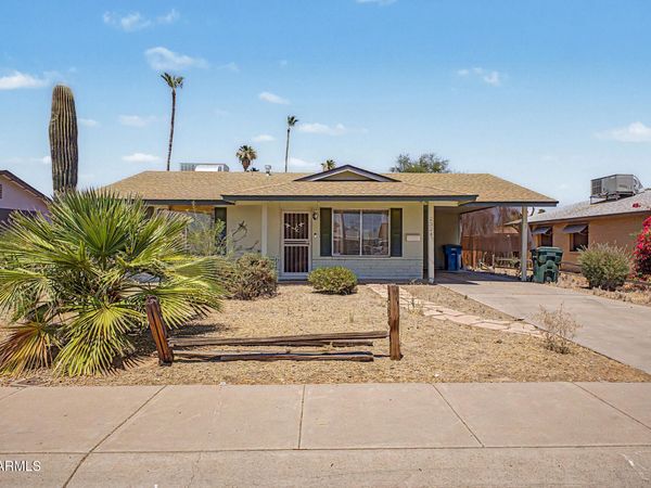 2324 W POINSETTIA Drive, Phoenix, AZ 85029