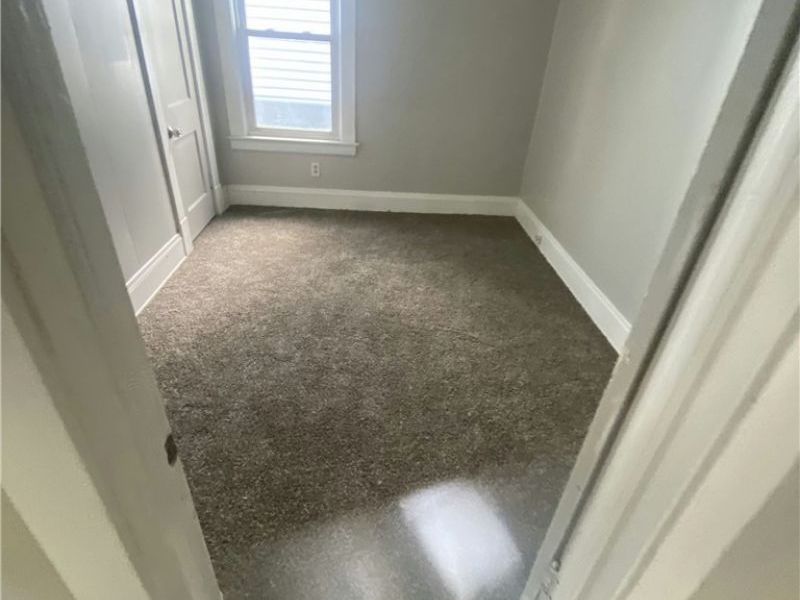 677 E 92nd Street, Cleveland, OH 44108 Photo 8