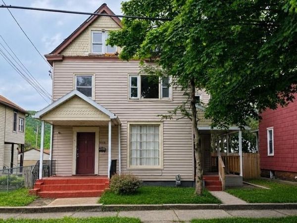1610 6th Ave, Beaver Falls, PA 15010