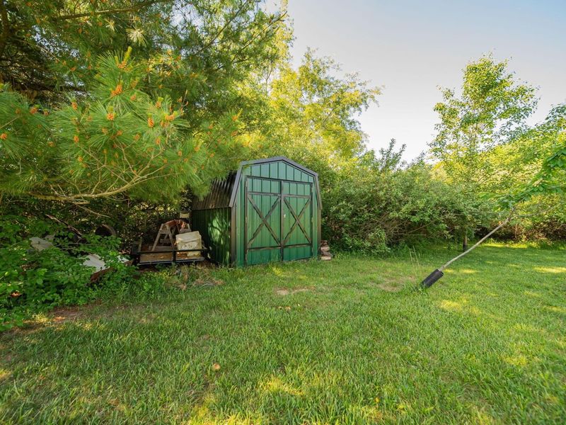 25885 Shoemaker Road , Circleville, OH 43113 Photo 28
