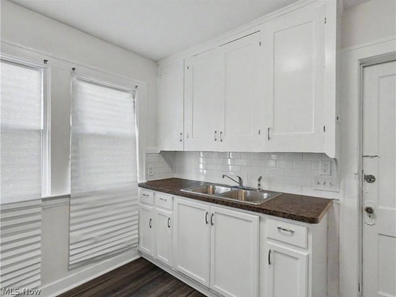 1367 Clearaire Road, Cleveland, OH 44110 Photo 10