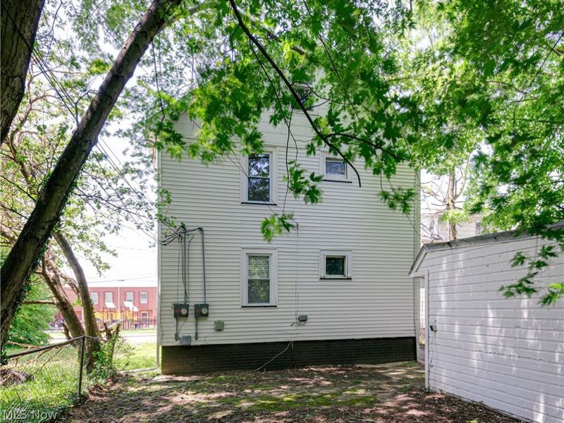 1367 Clearaire Road, Cleveland, OH 44110 Photo 3