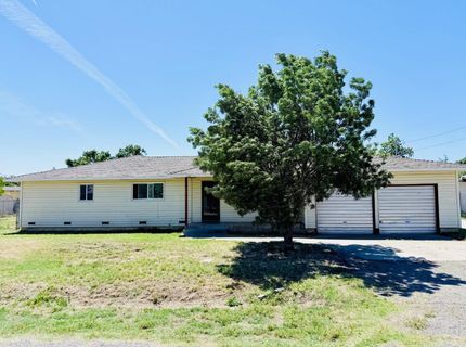 1946 16th St, Olivehurst, CA 95961 Photo