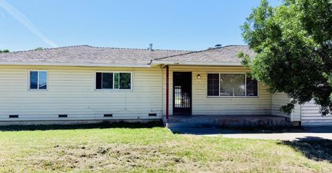 1946 16th St, Olivehurst, CA 95961 Photo
