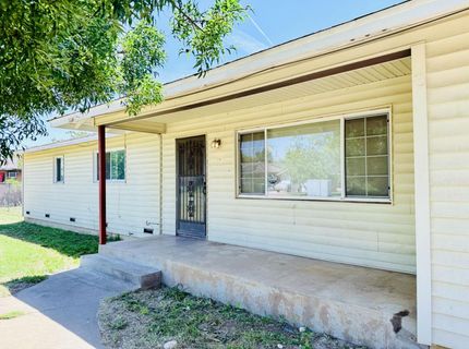 1946 16th St, Olivehurst, CA 95961 Photo