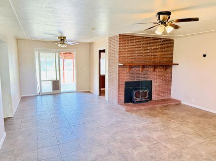 1946 16th St, Olivehurst, CA 95961 Photo