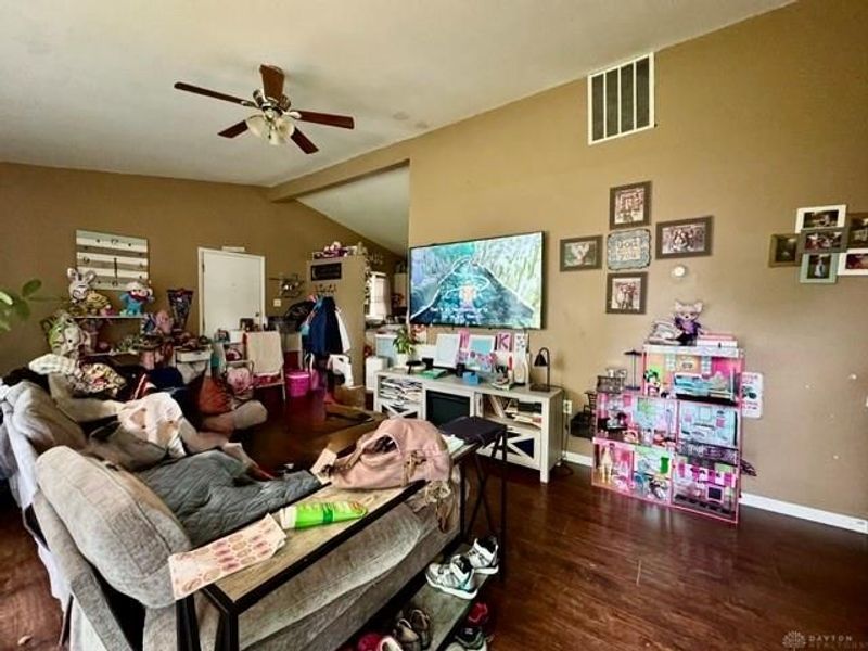 2214 Wrenwood Road, Springfield, OH 45505 Photo 5