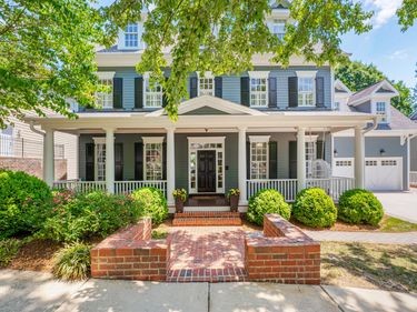 208 Glenhaven Drive, Chapel Hill, NC 27516