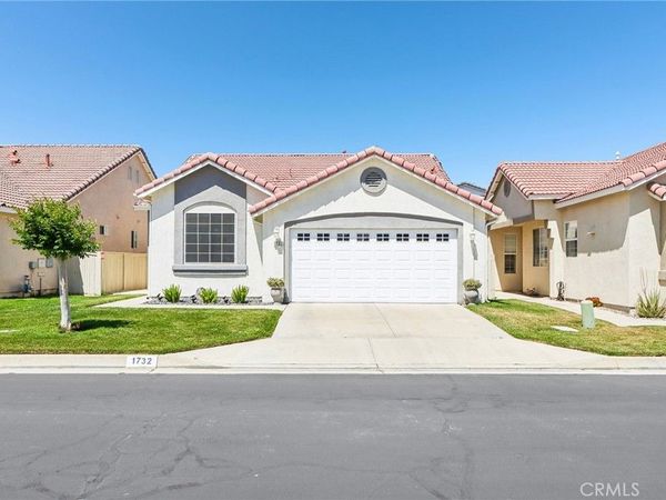 1732 Ametista Drive, San Jacinto, CA 92583
