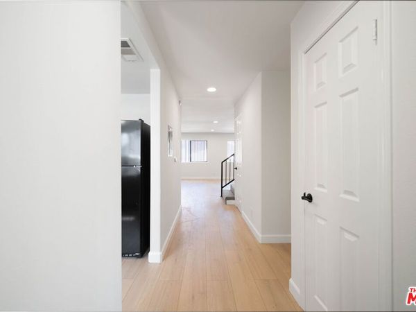 5327 LEXINGTON Avenue, Unit B, Los Angeles, CA 90029