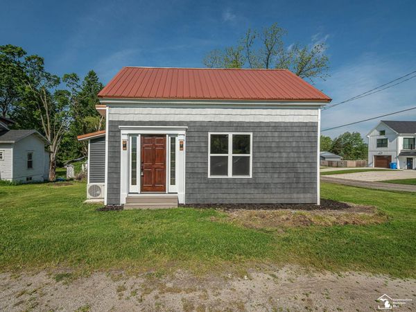 6621 Devils Lake Highway, Manitou Beach, MI 49253