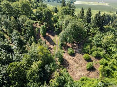 110 N Burke Road, Woodland, WA 98674