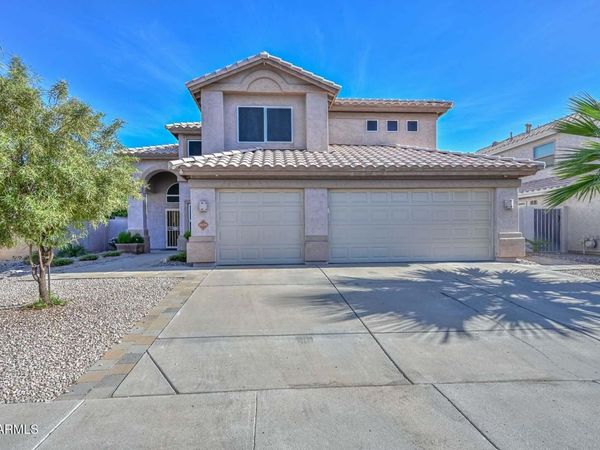 6624 W LOUISE Drive, Glendale, AZ 85310