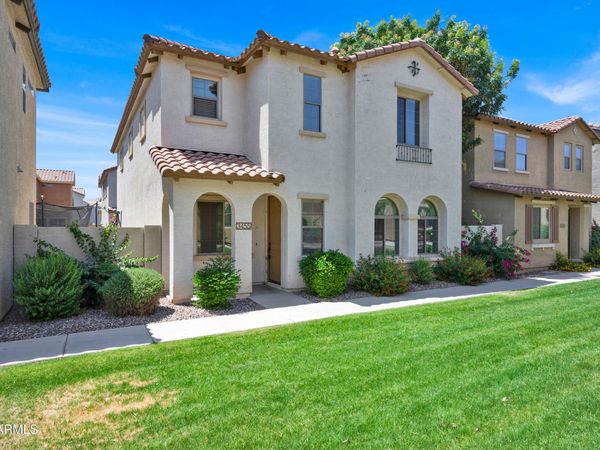 3455 S FALCON Drive, Gilbert, AZ 85297