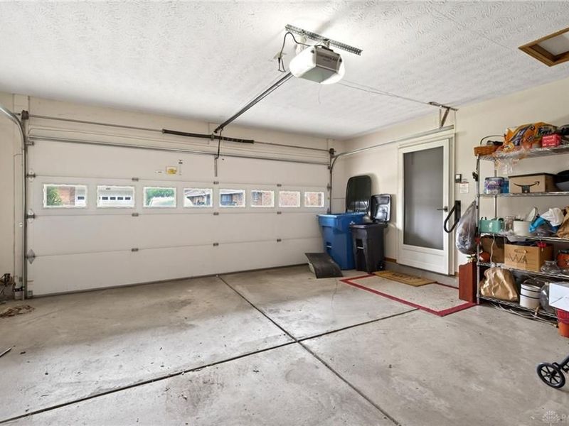 6668 Oakwood Lane, Huber Heights, OH 45424 Photo 43