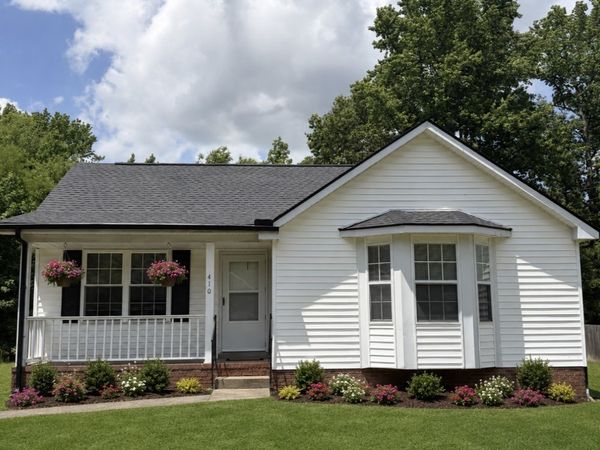 410 Roselawn Dr , Clarksville, TN 37042