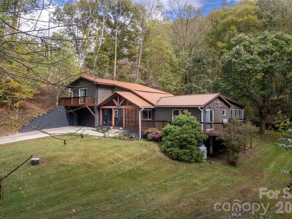 214 Chin Tree Road , Sylva, NC 28779