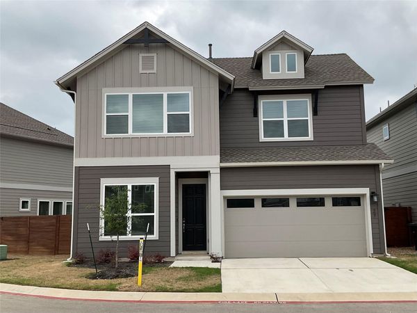 3000 Chisholm Trail RD, Unit 27, Round Rock, TX 78681