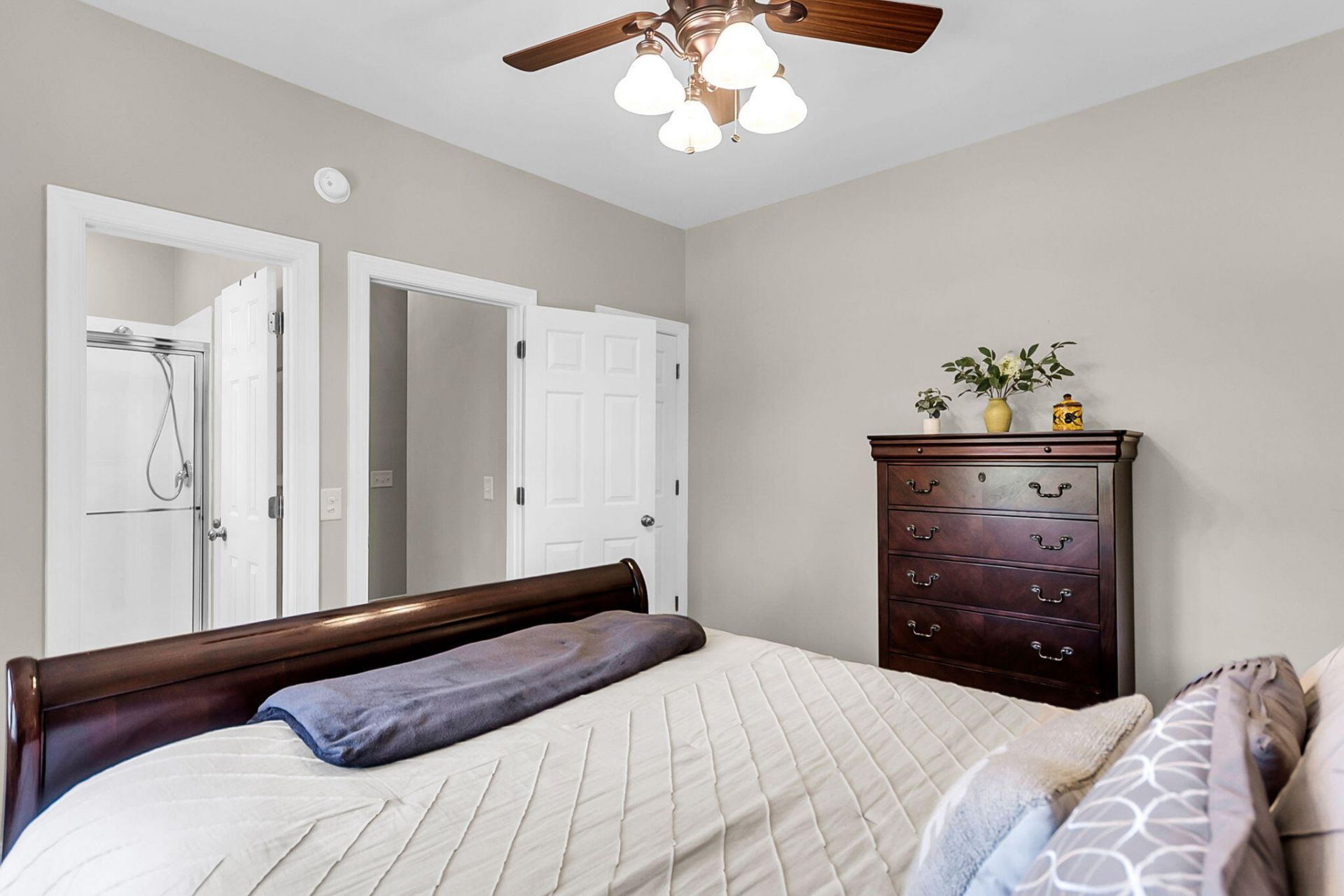 2372 Bergeron Way Photo 22
