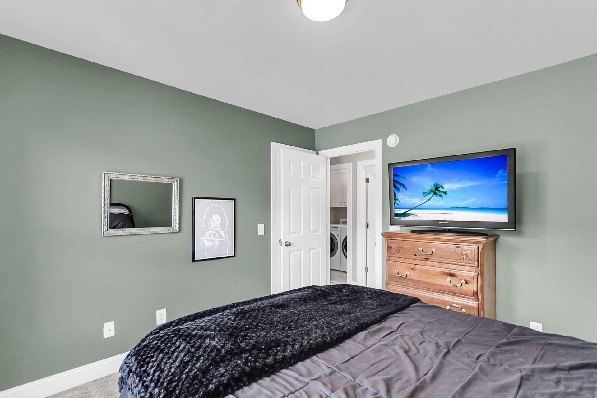 2372 Bergeron Way Photo 36
