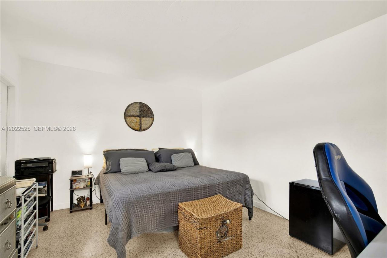 1236 NE 109th St , Unit 2, Miami, FL 33161 Photo