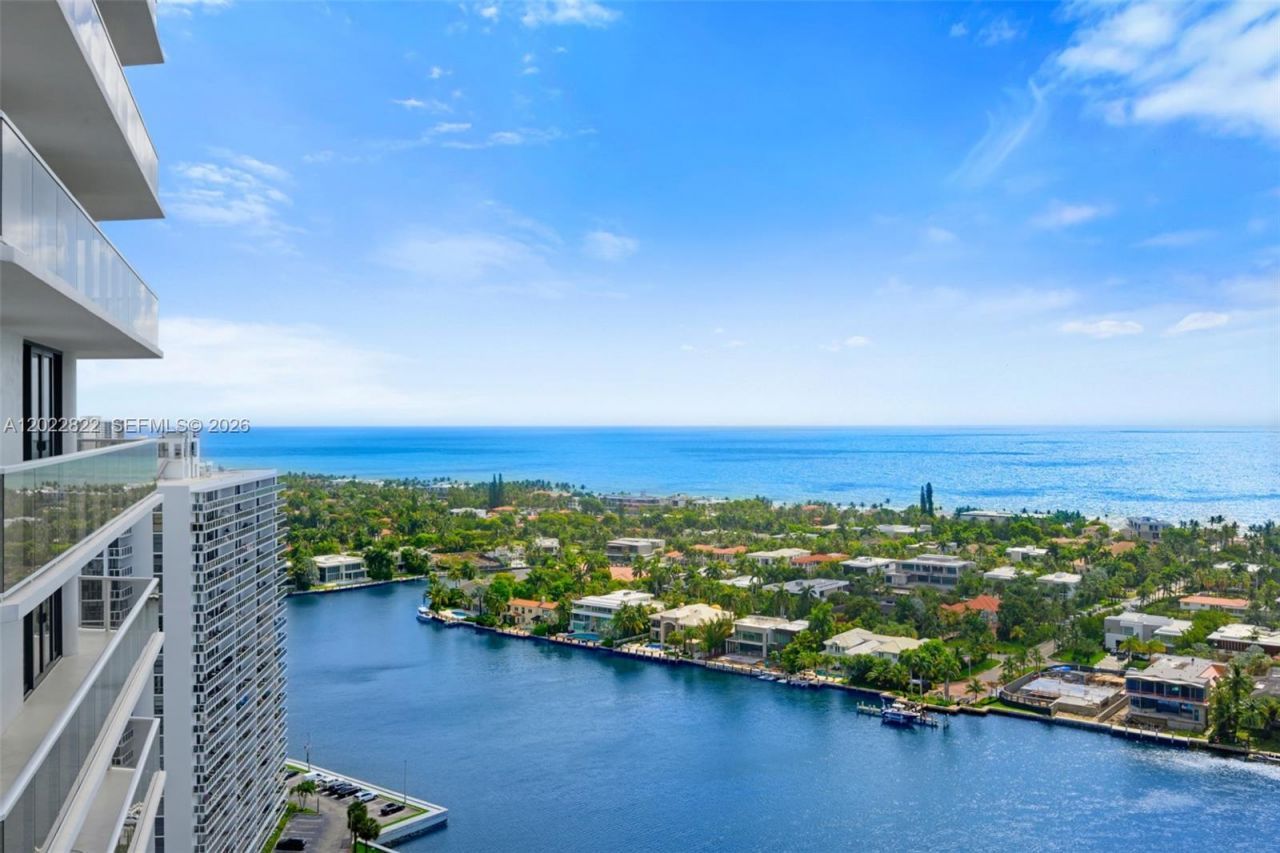 20281 E Country Club Dr , Unit 2310, Aventura, FL 33180 Photo
