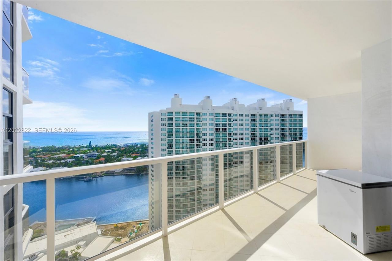 20281 E Country Club Dr , Unit 2310, Aventura, FL 33180 Photo