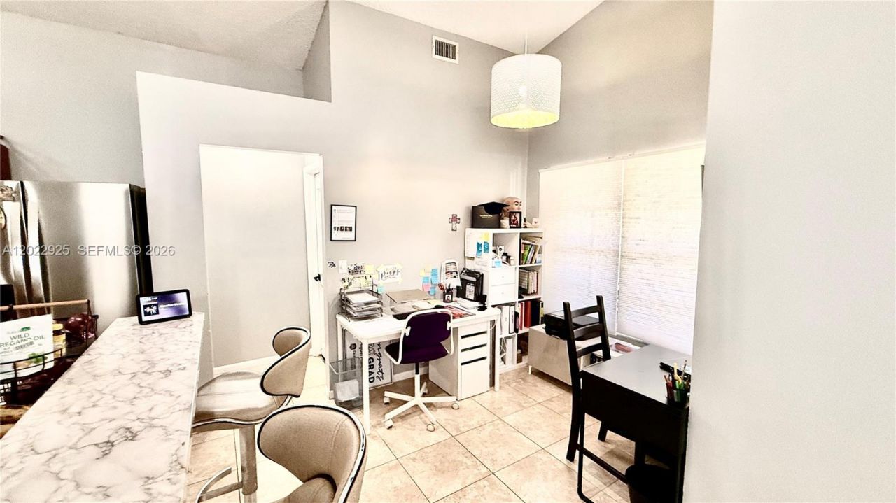 5470 Pine Cir , Coral Springs, FL 33067 Photo