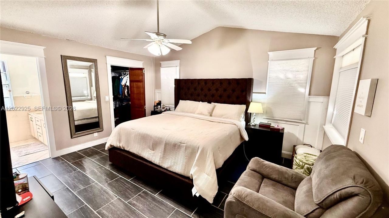 5470 Pine Cir , Coral Springs, FL 33067 Photo