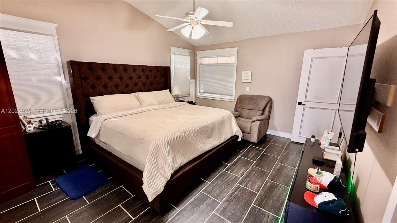 5470 Pine Cir , Coral Springs, FL 33067 Photo