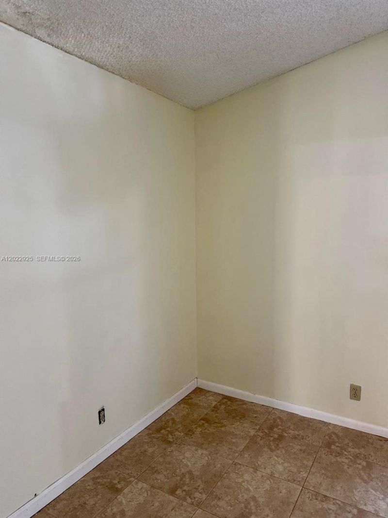 5470 Pine Cir , Coral Springs, FL 33067 Photo