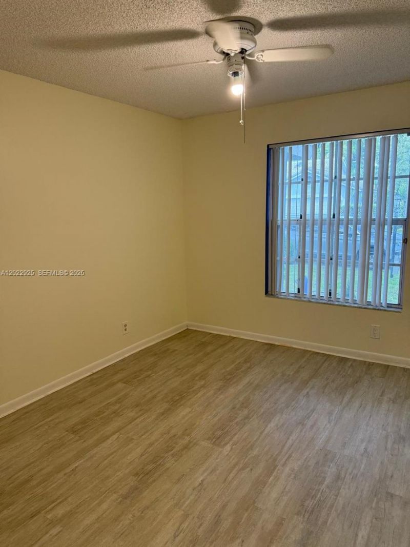 5470 Pine Cir , Coral Springs, FL 33067 Photo