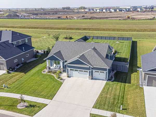 6969 Golden Valley Parkway S, Fargo, ND 58104