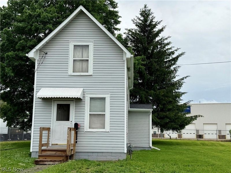 2149 Henry Avenue SW, Canton, OH 44706 Photo 3