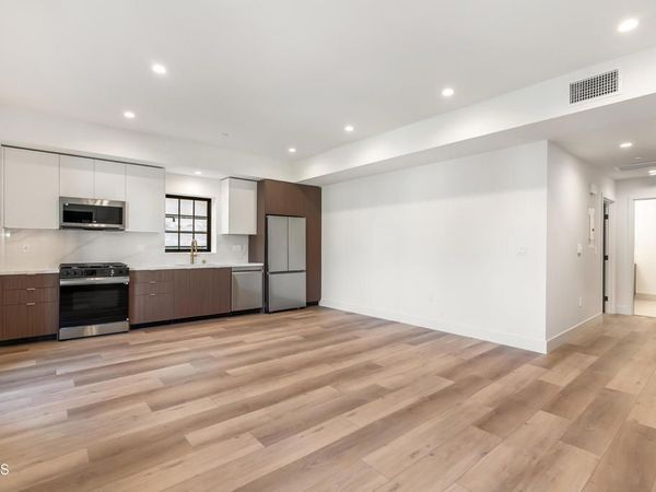 139 S Oak Knoll Avenue, Unit 404, Pasadena, CA 91101