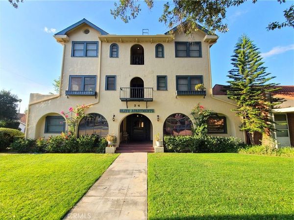 24 W Olive Avenue, Unit 5, Redlands, CA 92373