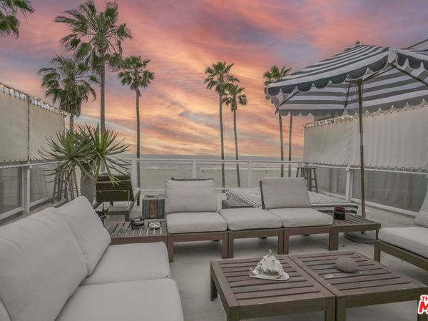 2909 Ocean Front Walk, Venice, CA 90291