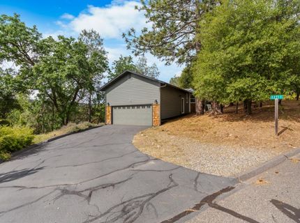 12711 Cresthaven Dr, Groveland, CA 95321 Photo