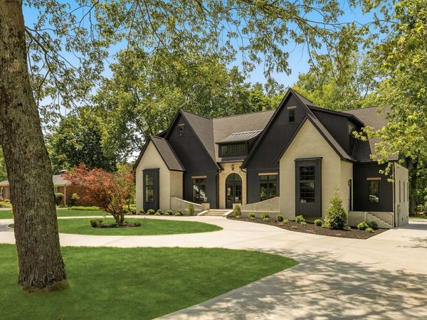 1415 Parker Pl, Brentwood, TN 37027