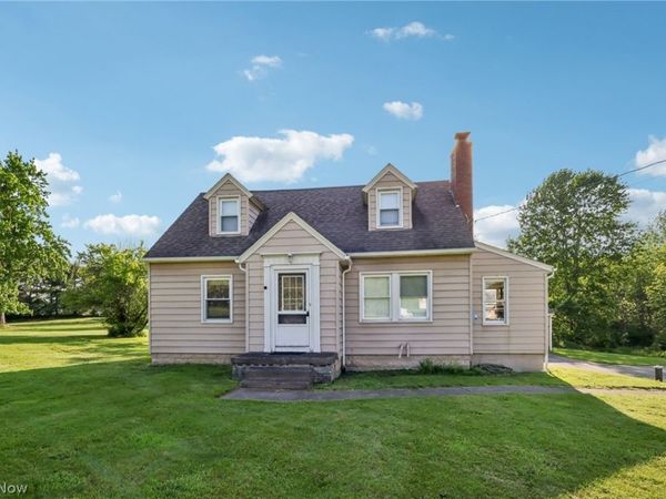 9206 Woodworth Road , North Lima, OH 44452