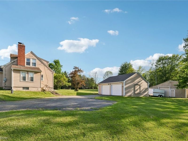 9206 Woodworth Road, North Lima, OH 44452 Photo 3