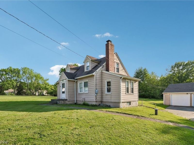 9206 Woodworth Road, North Lima, OH 44452 Photo 4