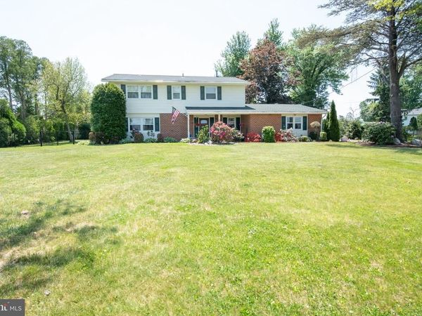 911 THORNTON ROAD, HORSHAM, PA 19044