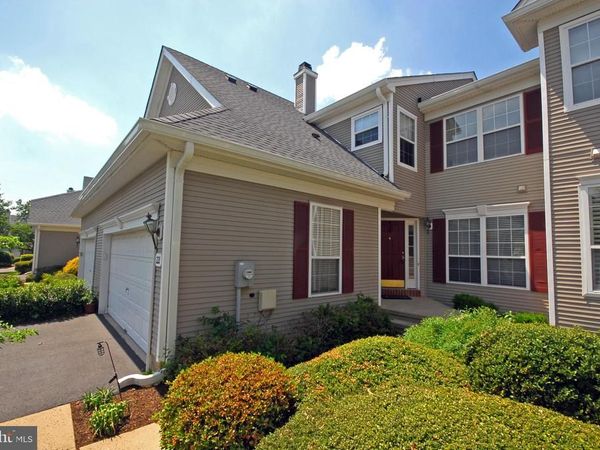 221 COLT STREET, PENNINGTON, NJ 08534