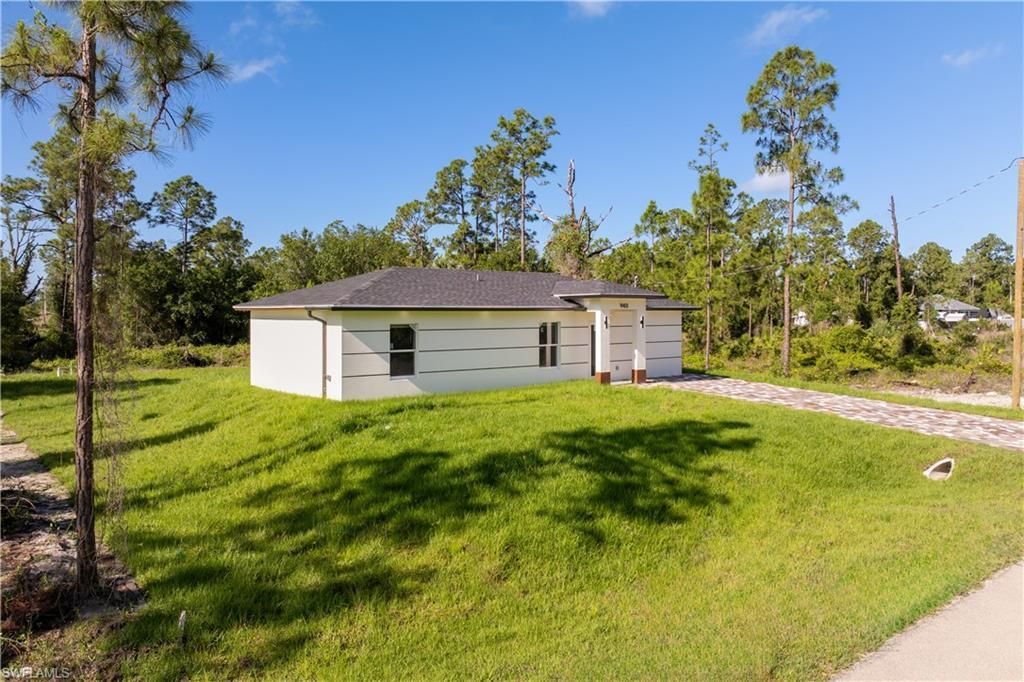 940 Berg St E, Lehigh Acres, FL 33974 Photo