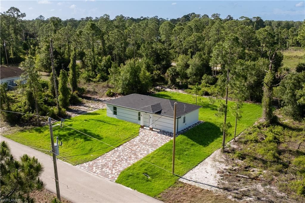 940 Berg St E, Lehigh Acres, FL 33974 Photo