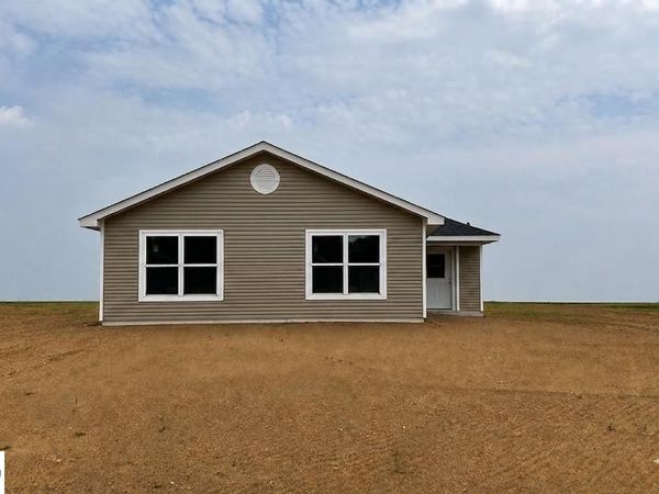 2946 Bowerman Road, Kingsley, MI 49686