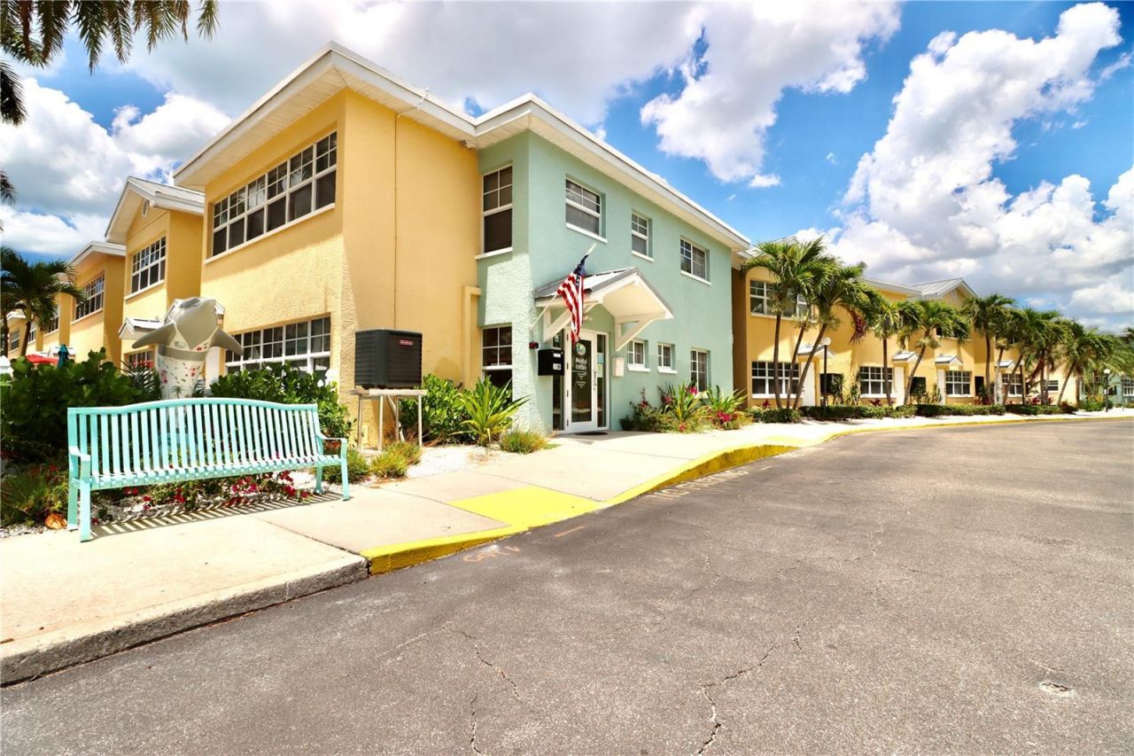 19417 Gulf Boulevard, Unit D201, Indian Rocks Beach, FL 33785 Photo