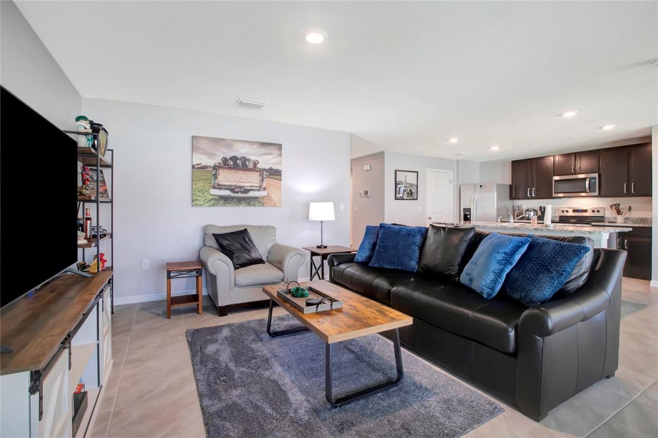 9206 Mission Bay Place, Tampa, FL 33637 Photo